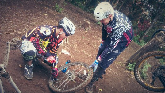 679929_10151101059737274_1278278653_o