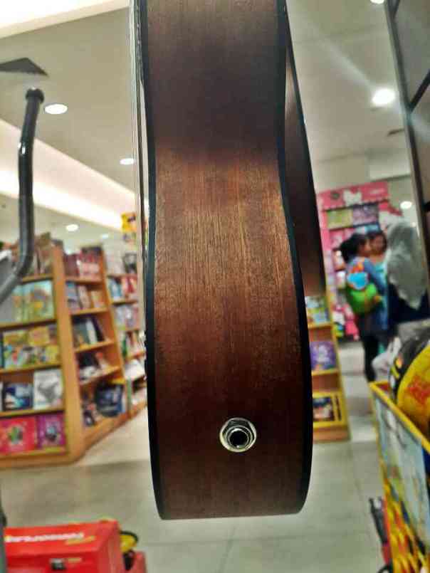 guitalele_04